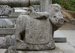 An unusual stone lion, Goyang Nojeoksa Temple Lion Statue