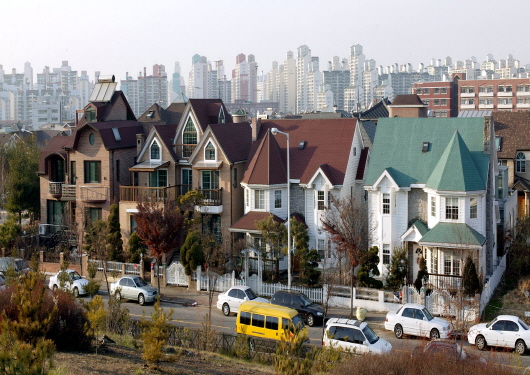 Single houses in Jeongbalsan Mountain