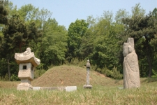 황치신신도비 및 묘소