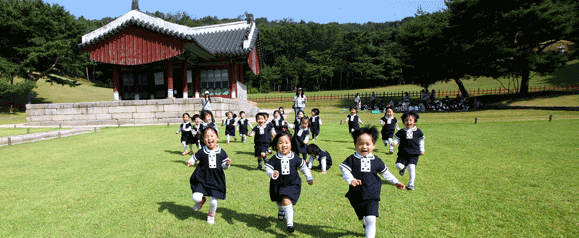 Seoreung and Seosamreung as a part of tombs in Joseon Dynasty registered as global cultural heritages