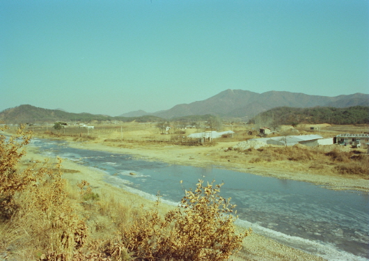 공릉천(1982년)