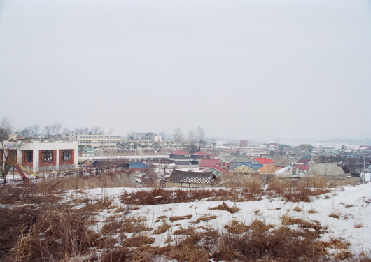 백마 마두리 및 백마국민학교 전경(1980년대)