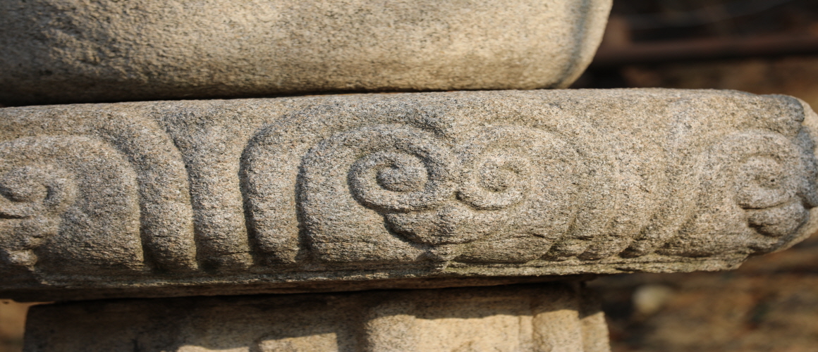 Wonjeung Guksa Pagoda at Taegosa Temple and Flower Pattern on Top Part