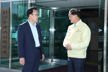 1. 이재준 시장_ 한강유역환경청 방문...하수관로 정비사업 국비 지원 등 요청1 (3).jpeg
