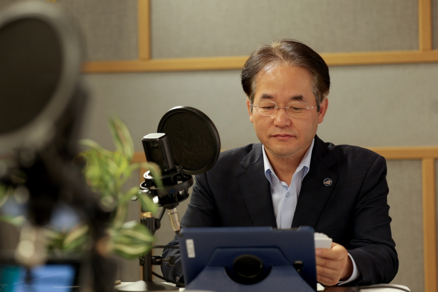 보이는라디오 브릿지 고양