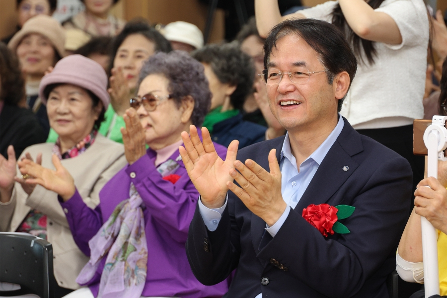 대화노인종합복지관 어버이날 행사