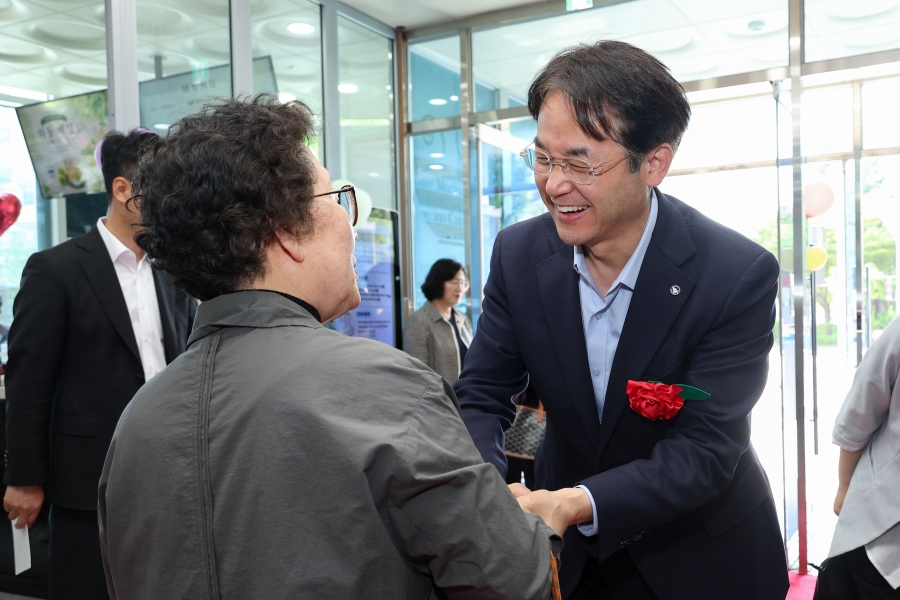 대화노인종합복지관 어버이날 행사